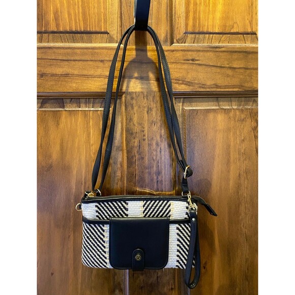 Crossbody Bag or Wristlet Tan  Black Woven Pattern Outside Wallet Practical - Picture 1 of 11